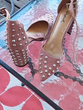 Qupid Dusty Pink Studded Pointed Block Heel Sandals